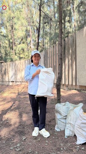 ภาพ No.198848:V.50 สารพัดV สารพัดดี ที่ธรรมยาตรา ในโครงการธรรมยาตรา กตัญญูบูชา มหาปูชนียาจารย์ พระมงคลเทพมุนี(สด จนฺทสโร) พระผู้ปราบมาร อนุสรณ์สถาน 7 แห่ง ปีที่ 13 ระหว่างวันที่ 2-31 มกราคม พ.ศ. 2568