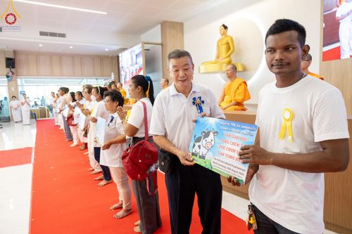 ภาพ No.148712:พิธีบุพเปตพลี, พิธีทอดผ้าป่า, พิธีไถ่ชีวิตโค 80 ตัว ให้ชีวิตสัตว์เป็นทาน ณ ศูนย์ปฎิบัติธรรมภาคใต้ อ.บางกล่ำ จ.สงขลา วันเสาร์ที่ 10 สิงหาคม พ.ศ. 2567