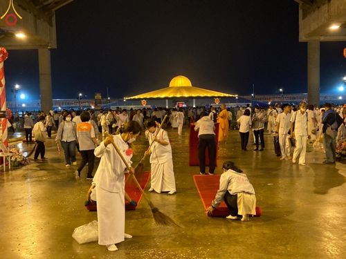 ภาพ No.121472:V.21 ลุยต่อ การเตรียมงาน เก็บงาน การรับบุญของเจ้าหน้าที่หน่วยงานต่างๆ เพื่อโครงการธรรมยาตรา กตัญญูบูชามหาปูชนียาจารย์ พระมงคลเทพมุนี (สด จนฺทสโร) พระผู้ปราบมาร อนุสรณ์สถาน 7 แห่ง ปีที่ 12 ระหว่างวันที่ 2 - 31 มกราคม พ.ศ.2567