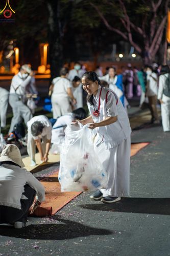 ภาพ No.121896:V.22 ต่อไป การเตรียมงาน เก็บงาน การรับบุญของเจ้าหน้าที่หน่วยงานต่างๆ เพื่อโครงการธรรมยาตรา กตัญญูบูชา มหาปูชนียาจารย์ พระมงคลเทพมุนี (สด จนฺทสโร) พระผู้ปราบมาร อนุสรณ์สถาน 7 แห่ง ปีที่ 12 ระหว่างวันที่ 2 - 31 มกราคม พ.ศ.2567