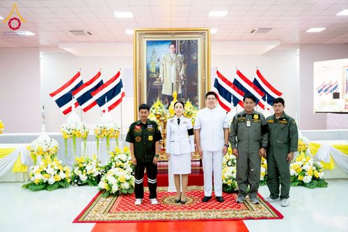 ภาพ No.276140:วันที่ 5 ธันวาคม พ.ศ. 2568 พสกนิกรอำเภอคลองหลวง พร้อมใจบำเพ็ญกุศลอุทิศถวาย “ในหลวงรัชกาลที่ 9” น้อมรำลึกในพระมหากรุณาธิคุณ เนื่องในวันคล้ายวันพระบรมราชสมภพ วันชาติ และวันพ่อแห่งชาติ ณ อาคารปลูกศรัทธา 2 วัดพระธรรมกาย อำเภอคลองหลวง จังหวัดปทุมธานี