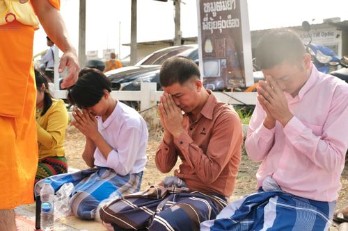 ภาพ No.120141:พิธีต้อนรับพระธรรมยาตรา ในโครงการธรรมยาตรา กตัญญูบูชา มหาปูชนียาจารย์ พระมงคลเทพมุนี(สด จนฺทสโร) พระผู้ปราบมาร อนุสรณ์สถาน 7 แห่ง ปีที่ 12 วันที่ 28 มกราคม พ.ศ. 2567 ณ วัดพระธรรมกาย จ.ปทุมธานี
