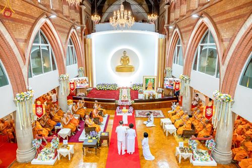 ภาพ No.142765:พิธีพัทธสีมา ประดิษฐานลูกนิมิตมหาสมบัติ สถาปนาอุโบสถวัดพระธรรมกายลอนดอน บูชาธรรม 80 ปี หลวงพ่อธัมมชโย วันเสาร์ที่ 22 มิถุนายน พ.ศ. 2567