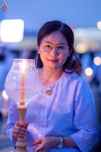 ภาพ No.122167:พิธีจุดประทีปถวายเป็นพุทธบูชา และบูชาธรรมมหาปูชนียาจารย์ พระมงคลเทพมุนี(สด จนฺทสโร) ในโครงการธรรมยาตรา กตัญญูบูชา มหาปูชนียาจารย์ พระมงคลเทพมุนี(สด จนฺทสโร) พระผู้ปราบมาร อนุสรณ์สถาน 7 แห่ง ปีที่ 12 วันที่ 31 มกราคม พ.ศ. 2567 ณ วัดพระธรรมกาย จ.ปทุมธานี