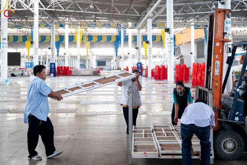 ภาพ No.58418:V.41 เทหมดใจ  ลุยต่อไป ร้อยซาวปี การเตรียมงาน การปฏิบัติงาน และการเก็บงาน ของเจ้าหน้าที่หน่วยงานต่างๆ เพื่อพิธีฉลองอายุวัฒนมงคล 80 ปี หลวงพ่อธัมมชโย และรับถวายมหาสังฆทาน 10,000 กว่าวัดทั่วประเทศ ในวันคุ้มครองโลก จันทร์ที่ 22 เมษายน พ.ศ. 2567