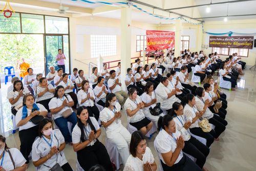 ภาพ No.137711:พิธีตักบาตร พิธีถวายสังฆทานแด่คณะสงฆ์ 323 วัด พิธีทำบุญอุทิศส่วนกุศลแด่ผู้วายชนม์ ในเหตุการณ์ความไม่สงบ 4 จังหวัดชายแดนภาคใต้ ปีที่ 20 ครั้งที่ 169 และพิธีมอบกองทุนหนุนแรงใจช่วยครูใต้ ปีที่ 17 ครั้งที่ 134 วันที่ 25 พฤษภาคม พ.ศ.2567 อ.ตากใบ จ.นราธิวาส