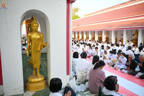 ภาพ No.294453:วันที่ 14 มกราคม พ.ศ. 2569 พิธีตักบาตรพระธรรมยาตรา ณ วัดสองพี่น้อง ต.ต้นตาล อ.สองพี่น้อง จ.สุพรรณบุรี ในโครงการธรรมยาตรา กตัญญูบูชา มหาปูชนียาจารย์ พระมงคลเทพมุนี(สด จนฺทสโร) พระผู้ปราบมาร อนุสรณ์สถาน 7 แห่ง ปีที่ 14