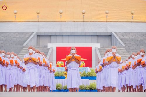 ภาพ No.64417:พิธีบรรพชาสามเณรธรรมทายาท โครงการอุปสมบทบูชาธรรมมหาปูชนียาจารย์ วันเสาร์ที่ 26 พฤศจิกายน พ.ศ. 2565 ณ วัดพระธรรมกาย จ.ปทุมธานี