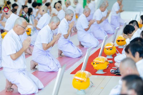 ภาพ No.286549:วันเสาร์ที่ 12 กรกฏาคม พ.ศ.2568 พิธีบรรพชาอุปสมบท  โครงการบรรพชาอุปสมบทหมู่ ธรรมทายาทนานาชาติ(ภาคภาษาจีน), โครงการบรรพชาสามเณร โรงเรียนนานาชาติ รุ่นที 14