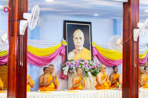 ภาพ No.295541:วันที่ 16 มกราคม พ.ศ. 2569 พิธีถวายภัตตาหารเป็นสังฆทาน แด่พระธรรมยาตรา ณ วัดโบสถ์บน ต.บางคูเวียง จ.นนทบุรี อนุสรณ์สถานลำดับที่ 4 สถานที่เกิดด้วยกายธรรม ในโครงการธรรมยาตรา กตัญญูบูชา มหาปูชนียาจารย์ พระมงคลเทพมุนี(สด จนฺทสโร) พระผู้ปราบมาร อนุสรณ์สถาน 7 แ