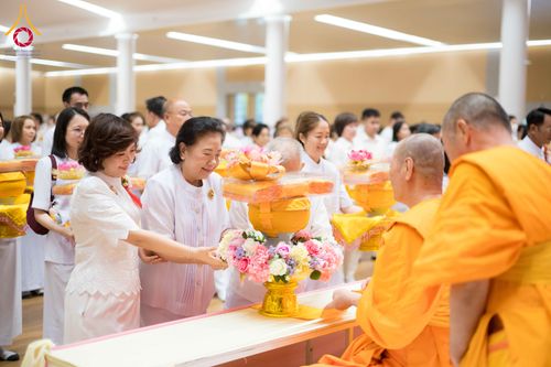 ภาพ No.313669:วันอาทิตย์ที่ 15 มีนาคม พ.ศ. 2569 พิธีร่วมบุญบรรพชาสามเณร 5000 รูป ณ ห้องแก้วสารพัดนึก 2 สภาธรรมกายสากล วัดพระธรรมกาย