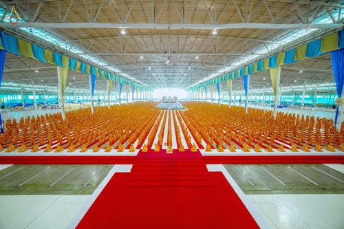 ภาพ No.79906:พิธีขอบรรพชา , พิธีคล้องอังสะ พิธีขอสรณคมน์และศีล , พิธีขอนิสสัย ในโครงการบรรพชาสามเณรฟื้นฟูพระพุทธศาสนาทั่วไทย วันเสาร์ที่ 8 เมษายน พ.ศ.2566