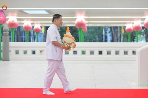 ภาพ No.199656:โครงการอุปสมบทหมู่บูชาธรรม 116 ปี คุณยายอาจารย์มหารัตนอุบาสิกาจันทร์ ขนนกยูง โครงการอุปสมบทหมู่ธรรมทายาท ระดับอุดมศึกษา รุ่นที่ 51 ภาคฤดูหนาว  ณ โบสถ์พระไตรปิฏก วัดพระธรรมกาย จ.ปทุมธานี  วันที่ 11 มกราคม พ.ศ. 2568 โดยมีพระครูปลัดรัตนวีรวัฒน์ เจ้าอาวาสวัด