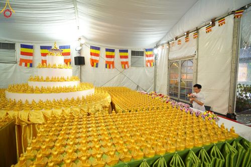 ภาพ No.137915:กิจกรรมวันวิสาขบูชา  ศูนย์ปฏิบัติธรรมกัวลาลัมเปอร์ ประเทศมาเลเซีย ระหว่างวันที่ 19-22 พฤษภาคม พ.ศ. 2567