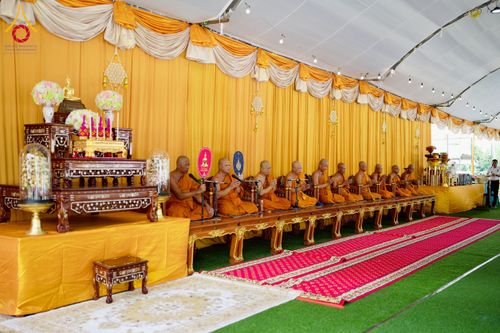 ภาพ No.274397:วันที่ 4 พฤศจิกายน พ.ศ. 2568 พิธีทอดกฐินสามัคคีทั่วไทย ณ วัดวังปลาสร้อย ต.ดอนคา อ.ท่าตะโก จ.นครสวรรค์ โดยคณะศิษยานุศิษย์ บูชาธรรม 81 ปี หลวงพ่อธัมมชโย