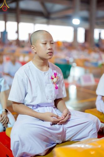 ภาพ No.214578:วันศุกร์ที่ 4 เมษายน พ.ศ.2568 นาคธรรมทายาทตักบาตรพระพี่เลี้ยง ในโครงการบรรพชาสามเณร ฟื้นฟูพระพุทธศาสนาทั่วไทย ณ วิหารคด 22 วัดพระธรรมกาย