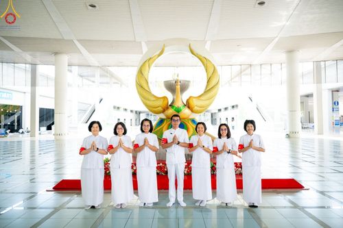 ภาพ No.186853:พิธีถวายภัตตาหารเมนูสวรรค์ "เพื่อการบรรลุธรรม" วันเสาร์ที่ 28 ธันวาคม พ.ศ.2567 ณ หอฉันคุณยายอาจารย์ฯ วัดพระธรรมกาย