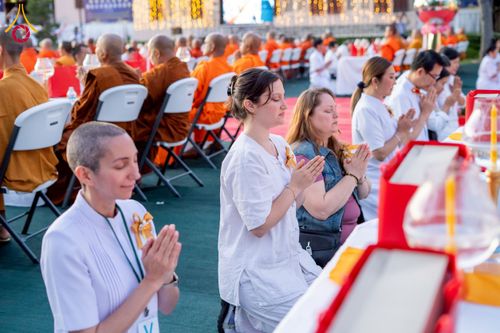 ภาพ No.225703:วันอาทิตย์ที่ 11 พฤษภาคม พ.ศ. 2568 วัดพระธรรมกายแคลิฟอร์เนีย จัดงานวิสาขบูชานานาชาติ และถวายมหาสังฆทานคณะสงฆ์ 120 รูป