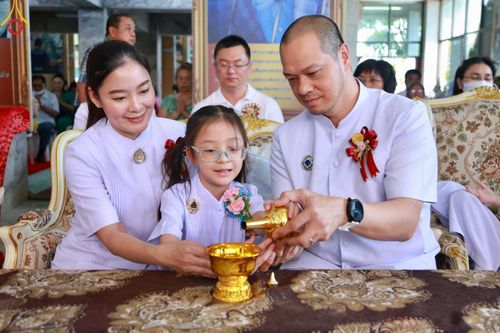 ภาพ No.98395:พิธีทอดกฐินสามัคคีทั่วไทย 5,000 วัด ณ วัดอัมพุวราราม อ.สามโคก จ.ปทุมธานี วันที่ 26 พฤศจิกายน พ.ศ. 2566