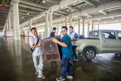 ภาพ No.60508:V.38 ทุ่มพลังเพื่อพ่อครบ 80 ปี ภาพการเตรียมงานของหน่วยงานต่างๆ เพื่อพิธีฉลองอายุวัฒนมงคล 80 ปี หลวงพ่อธัมมชโย และรับถวายมหาสังฆทาน 10,000 กว่าวัดทั่วประเทศ ในวันคุ้มครองโลก วันจันทร์ที่ 22 เมษายน พ.ศ. 2567