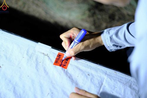 ภาพ No.106946:V.3 ตั้งใจ การเตรียมงาน เก็บงาน การรับบุญของเจ้าหน้าที่หน่วยงานต่างๆ เพื่อโครงการธรรมยาตรา กตัญญูบูชามหาปูชนียาจารย์ พระมงคลเทพมุนี (สด จนฺทสโร) พระผู้ปราบมาร อนุสรณ์สถาน 7 แห่ง ปีที่ 12 ระหว่างวันที่ 2 - 31 มกราคม พ.ศ. 2567