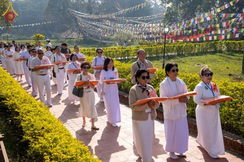 ภาพ No.130452:พิธีบรรพชาธรรมทายาท ในโครงการบรรพชา 1,250 รูป ณ แดนประสูติ สวนลุมพินี ประเทศเนปาล วันที่ 9 มีนาคม พ.ศ. 2567