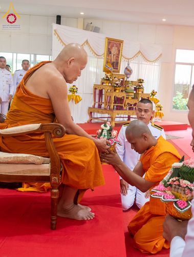 ภาพ No.58548:โครงการบรรพชาสามเณร ภาคฤดูร้อน เฉลิมพระเกียรติพระบาทสมเด็จพระเจ้าอยู่หัว เนื่องในโอกาส พระราชพิธีมหามงคลเฉลิมพระชนมพรรษา 6 รอบ 28 กรกฎาคม พ.ศ. 2567 ระหว่างวันที่ 20 เมษายน ถึง 6 พฤษภาคม 2567 ณ วัดกลางธนรินทร์ (ธรรมอุทยานบ้านแป้ง)