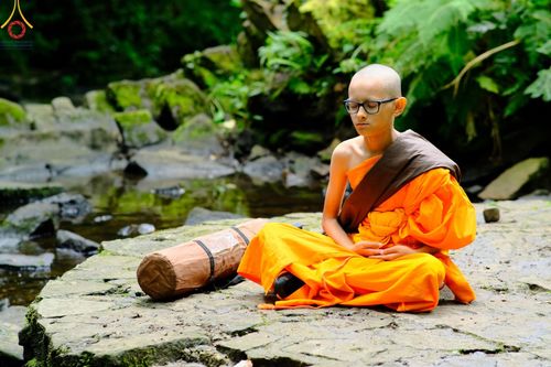 ภาพ No.148783:คณะสงฆ์และสามเณร วัดพระธรรมกายแมนเชสเตอร์  สหราชอาณาจักร จัดเดินธรรมยาตราที่ Peak District National Park , New Mills central , Upper Derwent Visitor Centre, Hope Valley วันอังคารที่ 6 สิงหาคม พ.ศ. 2567