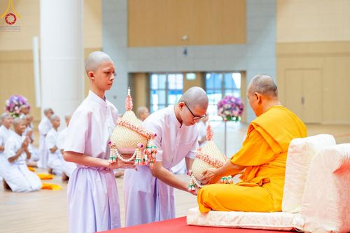 ภาพ No.215758:วันเสาร์ที่ 5 เมษายน พ.ศ. 2568 พิธีขอบรรพชา พิธีขอสรณคมน์และศีล  พิธีขอนิสสัย พิธีถวายบาตร ในโครงการบรรพชาสามเณรฟื้นฟูพระพุทธศาสนาทั่วไทย , โครงการหน่อแก้วเปรียญธรรม รุ่นที่ 13 ,  โครงการสามเณรยุวธรรมทายาท รุ่นที่ 33 , โครงการสามเณรมัชฌิมธรรมทายาท รุ่นที