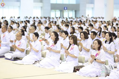 ภาพ No.240636:วันพุธที่ 27 สิงหาคม พ.ศ. 2568 พิธีปฏิบัติธรรมภาคสาย ในวันธรรมชัย ณ วัดพระธรรมกาย จ.ปทุมธานี