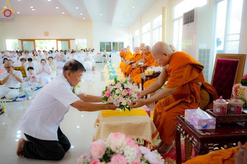 ภาพ No.142351:พิธีทอดผ้าป่าเพื่องานพระพุทธศาสนา , พิธีเจริญพระพุทธมนต์ , พิธีถวายสังฆทานแด่คณะสงฆ์ น้อมบูชาธรรม 80 ปี หลวงพ่อธัมมชโย และครบรอบ 12 ปี ธรรมอุทยานบ้านแป้ง อำเภอพรหมบุรี จังหวัดสิงห์บุรี ในวันเสาร์ที่ 22 มิถุนายน พ.ศ. 2567