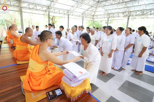 ภาพ No.154990:โครงการอุบาสกแก้ว อุบาสิกาแก้ว รุ่นที่ 2 ตัวแทนทอดกฐินสามัคคีทั่วไทย 30,000 วัด บูชาธรรม 80 ปี หลวงพ่อธัมมชโย จังหวัดบุรีรัมย์ ระหว่างวันที่ 13-15 กันยายน พ.ศ. 2567