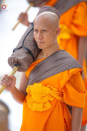 ภาพ No.186911:พระธรรมยาตราปฏิบัติธรรม และถ่ายภาพหมู่ประวัติศาสตร์ ปีที่ 13 ณ ลานทิศตะวันออก มหาวิหารพระมงคลเทพมุนี วัดพระธรรมกาย จ.ปทุมธานี วันเสาร์ที่ 28 ธันวาคม พ.ศ. 2567