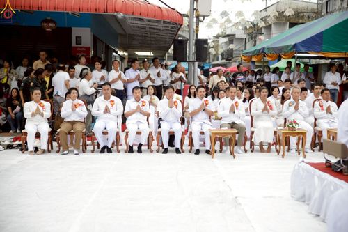 ภาพ No.245235:วันอาทิตย์ที่ 14 กันยายน พ.ศ. 2568 ตักบาตรพระ 555 รูป มหากุศล  น้อมถวายเป็นพุทธบูชา ณ หอนาฬิกาเบตง อ.เบตง จ.ยะลา