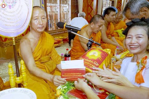 ภาพ No.272393:วันที่ 1 พฤศจิกายน พ.ศ. 2568 พิธีทอดกฐินสามัคคีทั่วไทย ณ วัดสุขวนาราม ต.ดอนรวก  อ.ดอนตูม จ.นครปฐม โดยคณะศิษยานุศิษย์ บูชาธรรม 81 ปี หลวงพ่อธัมมชโย