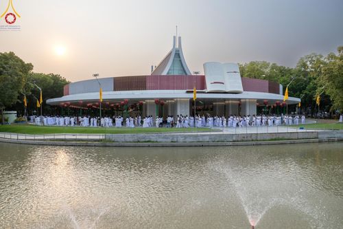 ภาพ No.136261:พิธีอุปสมบทสามเณรเตรียมสถาบันธรรมชัย รุ่นที่ 21 ณ โบสถ์พระไตรปิฏก วัดพระธรรมกาย วันเสาร์ที่ 4 พฤษภาคม พ.ศ.2567