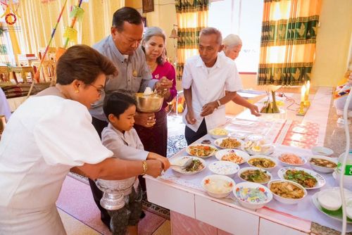 ภาพ No.98477:พิธีทอดกฐินสามัคคีทั่วไทย 5,000 วัด ณ วัดหนองสรวง อ.ศรีประจันต์ จ.สุพรรณบุรี วันที่ 25 พฤศจิกายน พ.ศ. 2566