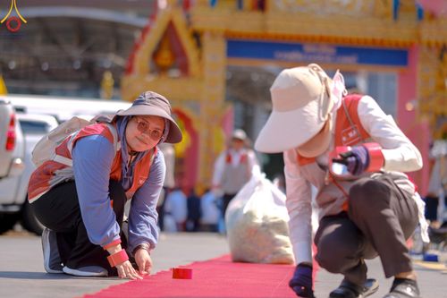 ภาพ No.205439:V.53 สารพัดV สารพัดดี ที่วัดโบสถ์บน ในโครงการธรรมยาตรา กตัญญูบูชา มหาปูชนียาจารย์ พระมงคลเทพมุนี(สด จนฺทสโร) พระผู้ปราบมาร อนุสรณ์สถาน 7 แห่ง ปีที่ 13 ระหว่างวันที่ 2-31 มกราคม พ.ศ. 2568