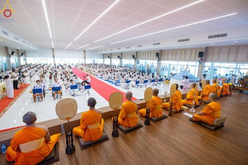 ภาพ No.148572:พิธีบุพเปตพลี, พิธีทอดผ้าป่า, พิธีไถ่ชีวิตโค 80 ตัว ให้ชีวิตสัตว์เป็นทาน ณ ศูนย์ปฎิบัติธรรมภาคใต้ อ.บางกล่ำ จ.สงขลา วันเสาร์ที่ 10 สิงหาคม พ.ศ. 2567