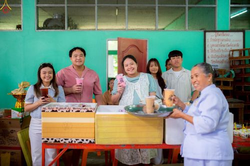 ภาพ No.252094:วันที่ 11 ตุลาคม พ.ศ. 2568 พิธีทอดกฐินสามัคคีทั่วไทย 30,000 วัด โดยคณะศิษยานุศิษย์ บูชาธรรม 81 ปี หลวงพ่อธัมมชโย ณ วัดลาดบัวหลวง จ.พระนครศรีอยุธยา