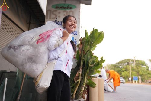 ภาพ No.121332:V.21 ลุยต่อ การเตรียมงาน เก็บงาน การรับบุญของเจ้าหน้าที่หน่วยงานต่างๆ เพื่อโครงการธรรมยาตรา กตัญญูบูชามหาปูชนียาจารย์ พระมงคลเทพมุนี (สด จนฺทสโร) พระผู้ปราบมาร อนุสรณ์สถาน 7 แห่ง ปีที่ 12 ระหว่างวันที่ 2 - 31 มกราคม พ.ศ.2567