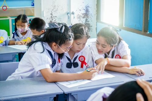 ภาพ No.104786:วันรวมพลังเด็กดี V-star ผู้นำฟื้นฟูศีลธรรมโลก จังหวัดพังงา วันที่ 22 ธันวาคม พ.ศ. 2566 ณ โรงเรียนอนุบาลพังงา