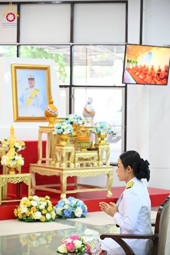 ภาพ No.57886:นายอำเภอคลองหลวง นำพสกนิกรร่วมพิธีเจริญพระพุทธมนต์ ถวายเป็นพระราชกุศล เนื่องในโอกาสวันคล้ายวันประสูติ สมเด็จพระเจ้าลูกยาเธอ เจ้าฟ้าทีปังกรรัศมีโชติฯ ณ วัดพระธรรมกาย วันจันทร์ที่ 29 เมษายน พ.ศ. 2567