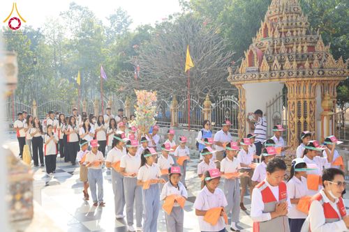 ภาพ No.200010:พิธีทอดผ้าป่าทำนุบำรุงศาสนสถาน ณ วัดบางไผ่นารถ ตำบลบางไทรป่า อำเภอบางเลน จังหวัดนครปฐม ในโครงการธรรมยาตรา กตัญญูบูชา มหาปูชนียาจารย์ พระมงคลเทพมุนี(สด จนฺทสโร) พระผู้ปราบมาร อนุสรณ์สถาน 7 แห่ง ปีที่ 13 วันที่ 22 มกราคม พ.ศ. 2568