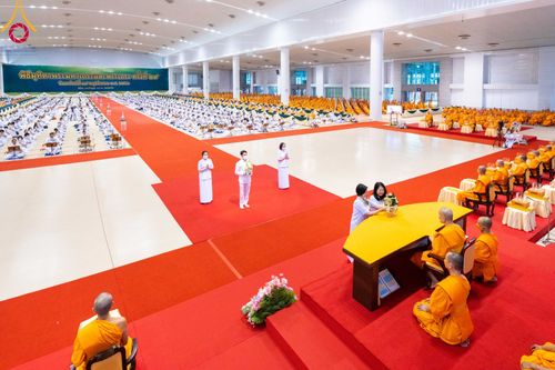 ภาพ No.95261:พิธีมุทิตาพระมหาเถระและพระเถระ ครั้งที่ 29 วันอาทิตย์ที่ 19 พฤศจิกายน พ.ศ. 2566 ณ ห้องแก้วสารพัดนึก สภาธรรมกายสากล วัดพระธรรมกาย