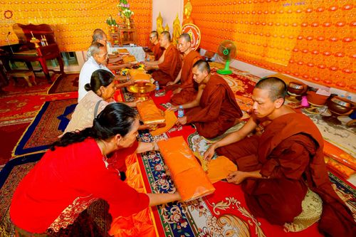 ภาพ No.258372:วันที่ 18 ตุลาคม พ.ศ. 2568 พิธีทอดกฐินสามัคคีทั่วไทย 30,000 วัด โดยคณะศิษยานุศิษย์ บูชาธรรม 81 ปี หลวงพ่อธัมมชโย ณ สำนักสงฆ์ป่าเขานันทา จ.สุพรรณบุรี