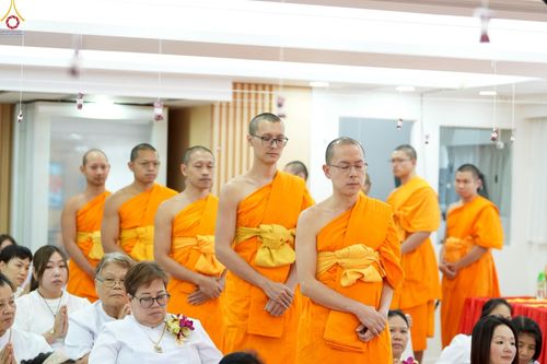 ภาพ No.233668:วันอาทิตย์ที่ 6 กรกฎาคม พ.ศ.2568 พิธีสมโภช 15 ปี วัดพระธรรมกายเกาลูน และพิธีมุทิตาสักการะเปรียญธรรม 9 ประโยค ณ วัดพระธรรมกายเกาลูน เขตปกครองพิเศษฮ่องกง สาธารณรัฐประชาชนจีน