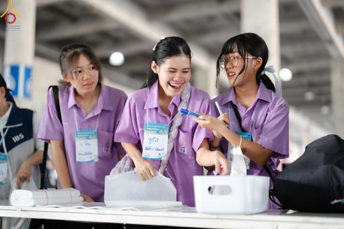 ภาพ No.59338:การอบรมอาสาสมัคร  เตรียมงานและจัดถวายภัตตาหาร แด่พระสังฆาธิการ 10,000 กว่าวัดทั่วประเทศ ในวันที่ 21-22 เมษายน พ.ศ.2567 เพื่องานวันคุ้มครองโลก จัดโดย ชมรมพุทธศาสตร์สากลฯ