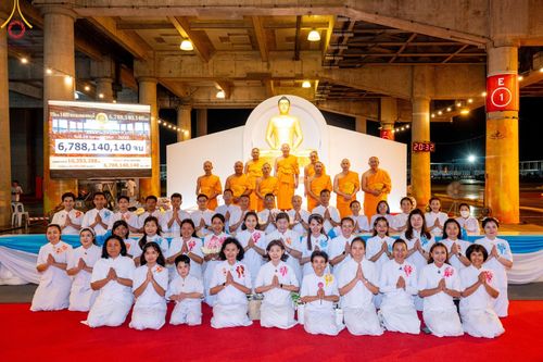 ภาพ No.160976:พิธีฉลองชัยสวดมนต์บทธัมมจักกัปปวัตนสูตร ครบ 6,788,140,140 จบ ณ มหารัตนวิหารคด วัดพระธรรมกาย วันที่ 10 ตุลาคม พศ. 2567