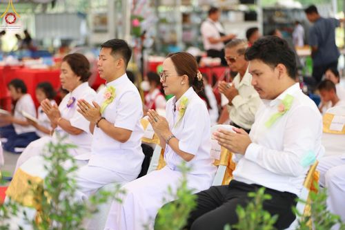 ภาพ No.94660:พิธีทอดกฐินสามัคคี สร้างกุฏิสงฆ์หลังแรก ณ ศูนย์ปฏิบัติธรรมและอบรมเยาวชนเมืองยะลา (ถนนเวฬุวัน ซอยเศรษฐี) วันที่ 15 พฤศจิกายน พ.ศ. 2566